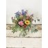 Compact boeket bloemen